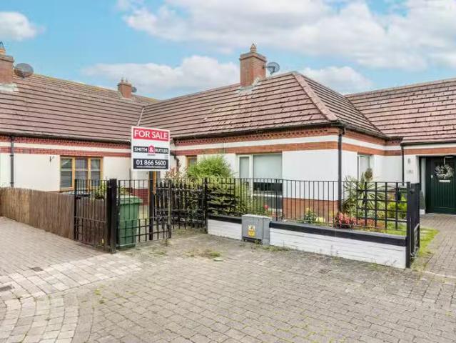 5 Coultry Close, Ballymun, Ballymun, Dublin 9, D09TV72 is for.