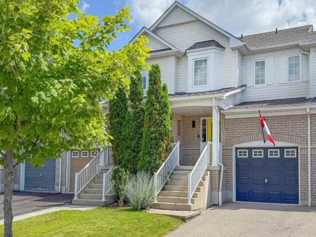 5 Davidson Street, Whitby | 3Beds/3Bath, Townhouse, $3,000/mo | Condos. Ca
