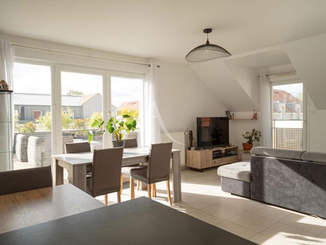 5 dernier étage avec terrasse 117 m², lumineux, sans vis à vis ? résidence récente