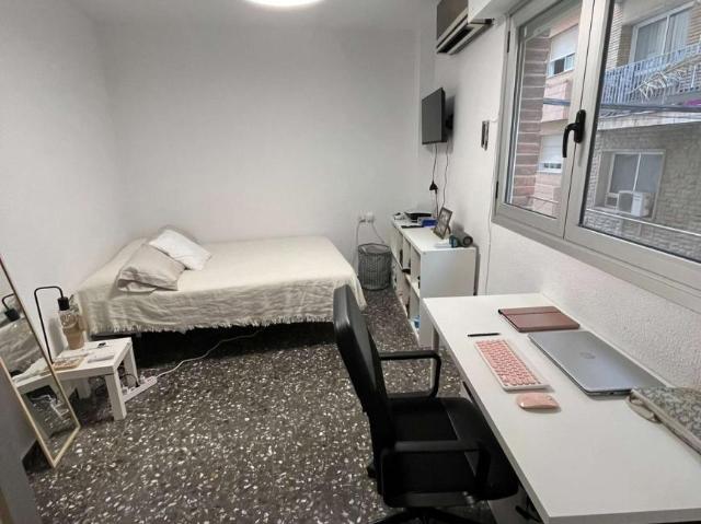 5 Dormitorio Shared Living/Roommate Murcia Murcia 94983181