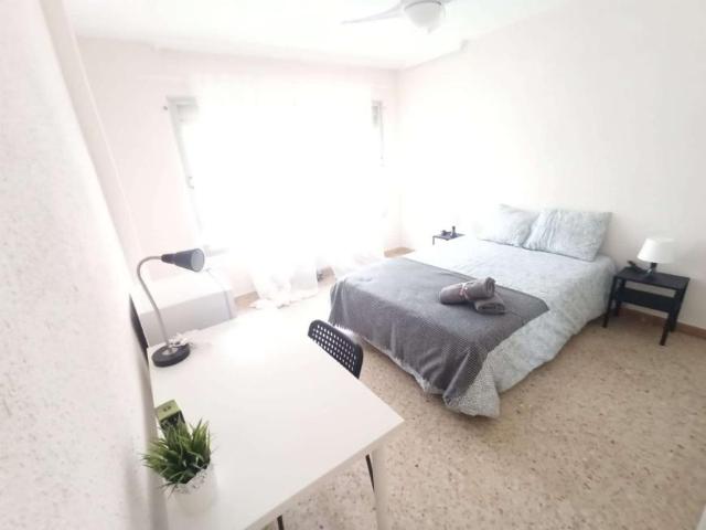 5 Dormitorio Shared Living/Roommate Madrid Madrid 104713650