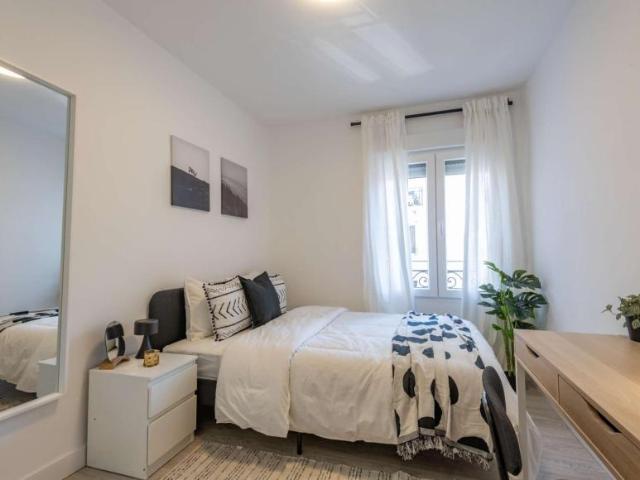 5 Dormitorio Shared Living/Roommate Madrid Madrid 100234267