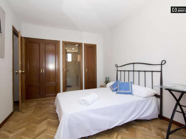 5 Dormitorio Shared Living/Roommate Madrid Madrid 92822958