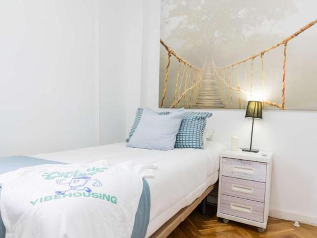 5 Dormitorio Shared Living/Roommate Madrid Madrid 93262627
