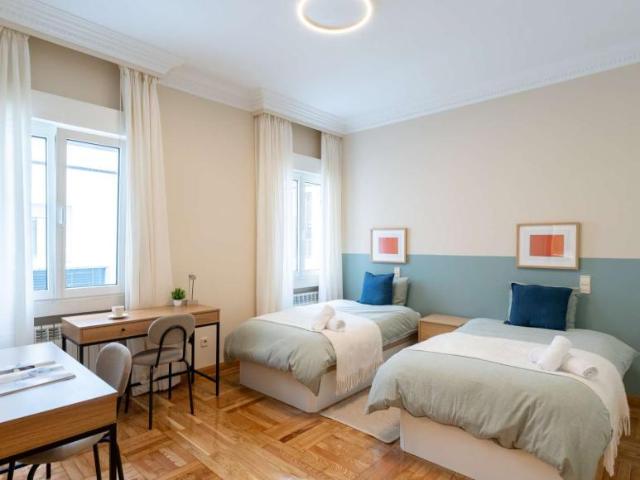 5 Dormitorio Shared Living/Roommate Madrid Madrid 98343765