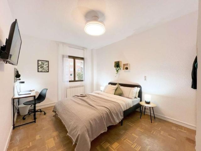 5 Dormitorio Shared Living/Roommate Madrid Madrid LS93584141