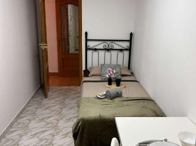 5 Dormitorio Shared Living/Roommate Madrid Madrid LS98226192