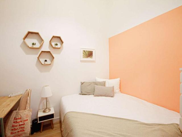 5 Dormitorio Shared Living/Roommate Barcelona Barcelona 99521894