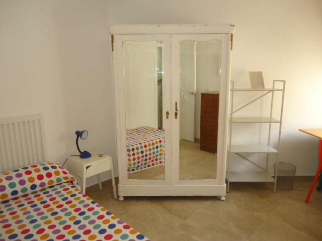 5 Dormitorio Shared Living/Roommate Cordoba Cordoba LS101841067