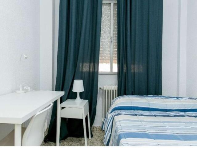 5 Dormitorio Shared Living/Roommate Granada Granada 101530913