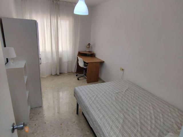 5 Dormitorio Shared Living/Roommate Granada Granada 101560834