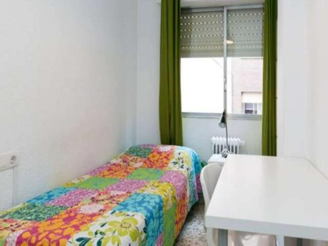 5 Dormitorio Shared Living/Roommate Granada Granada 101823990