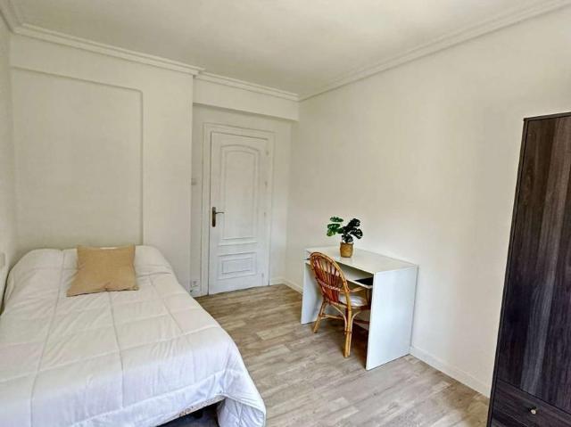 5 Dormitorio Shared Living/Roommate Pamplona Pamplona 103926230