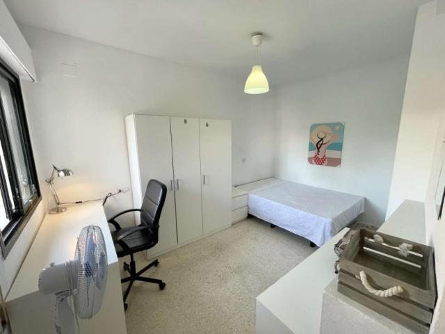 5 Dormitorio Shared Living/Roommate Seville Seville LS101842455