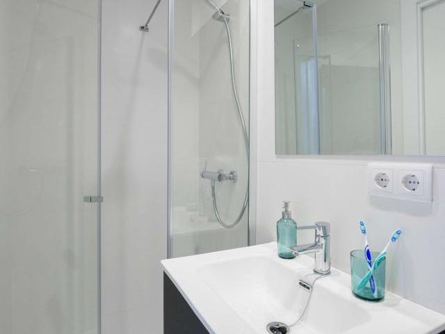 5 Dormitorio Shared Living/Roommate Valencia Valencia LS86809882