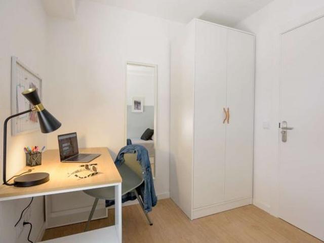 5 Dormitorio Shared Living/Roommate Valencia Valencia LS86809915