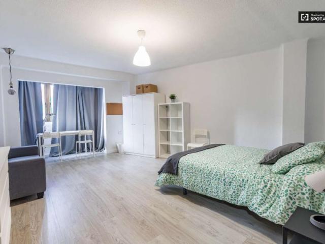 5 Dormitorio Shared Living/Roommate Valencia Valencia 103491065