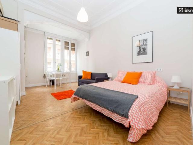 5 Dormitorio Shared Living/Roommate Valencia Valencia 103491197