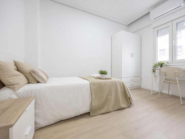 5 Dormitorio Shared Living/Roommate Valencia Valencia 103657342
