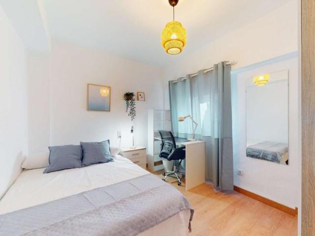 5 Dormitorio Shared Living/Roommate Valencia Valencia 104845761