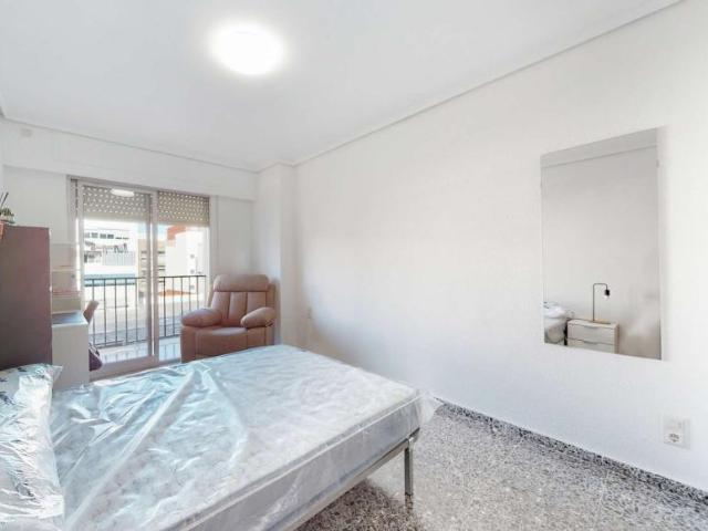 5 Dormitorio Shared Living/Roommate Valencia Valencia 104846129