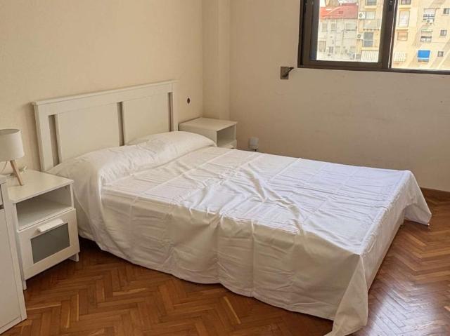 5 Dormitorio Shared Living/Roommate Valencia Valencia 94297212