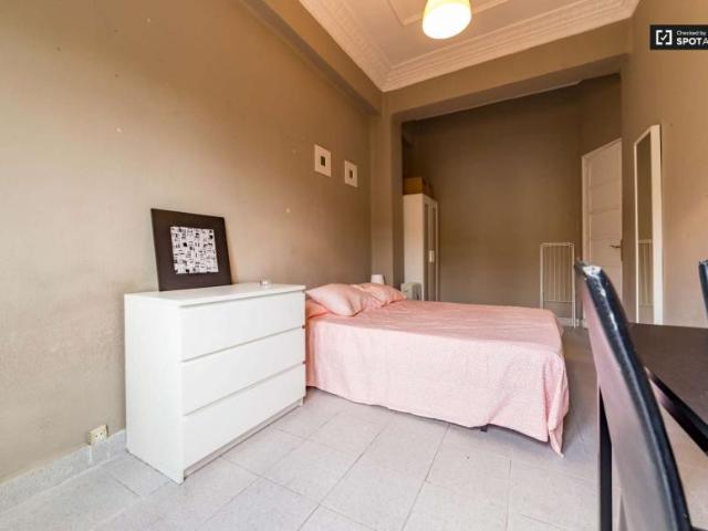 5 Dormitorio Shared Living/Roommate Valencia Valencia 97678986