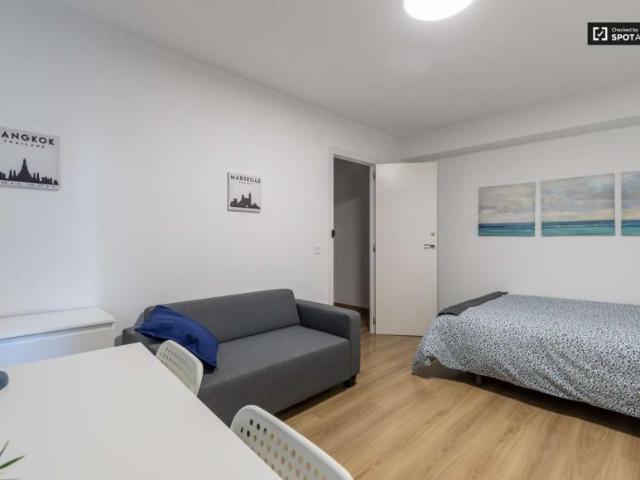 5 Dormitorio Shared Living/Roommate Valencia Valencia 97679430