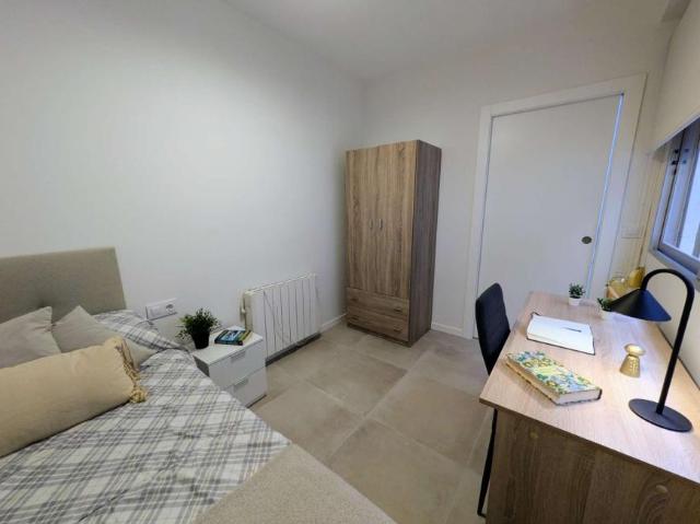 5 Dormitorio Shared Living/Roommate Valencia Valencia 98542543
