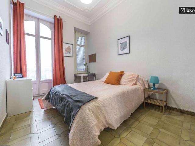 5 Dormitorio Shared Living/Roommate Valencia Valencia 98636828