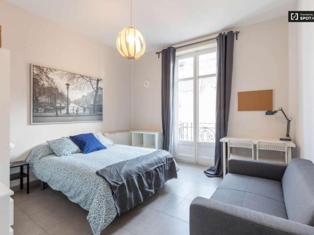 5 Dormitorio Shared Living/Roommate Valencia Valencia 91326682