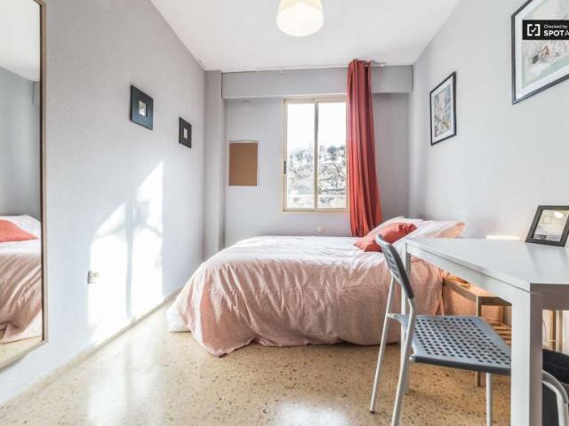 5 Dormitorio Shared Living/Roommate Valencia Valencia 91326726
