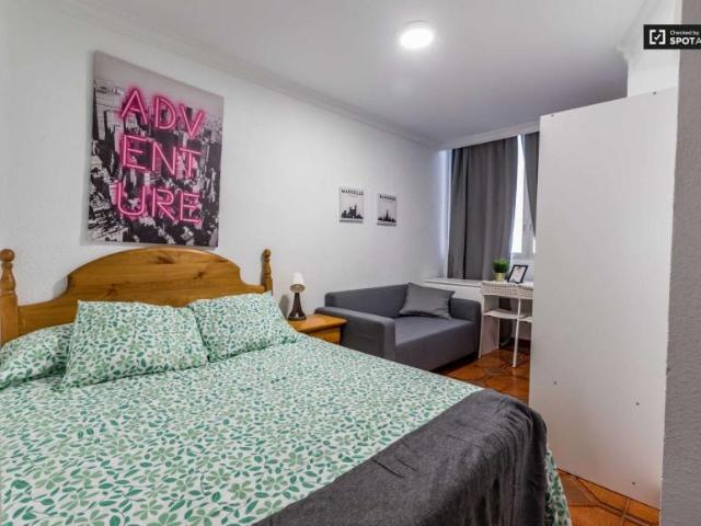 5 Dormitorio Shared Living/Roommate Valencia Valencia 91326773