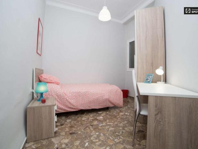 5 Dormitorio Shared Living/Roommate Valencia Valencia 91327174