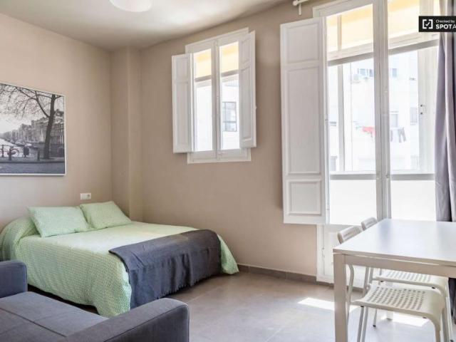 5 Dormitorio Shared Living/Roommate Valencia Valencia 91327231