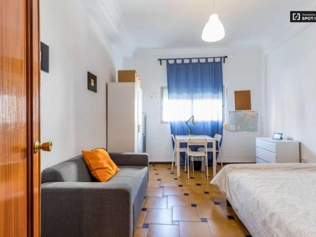 5 Dormitorio Shared Living/Roommate Valencia Valencia 91327506