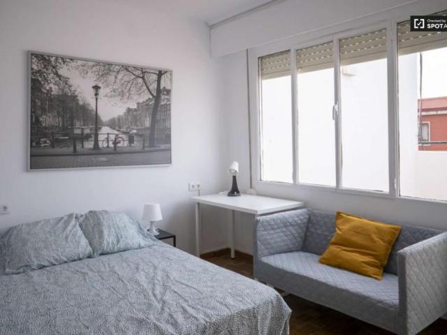 5 Dormitorio Shared Living/Roommate Valencia Valencia 91327576