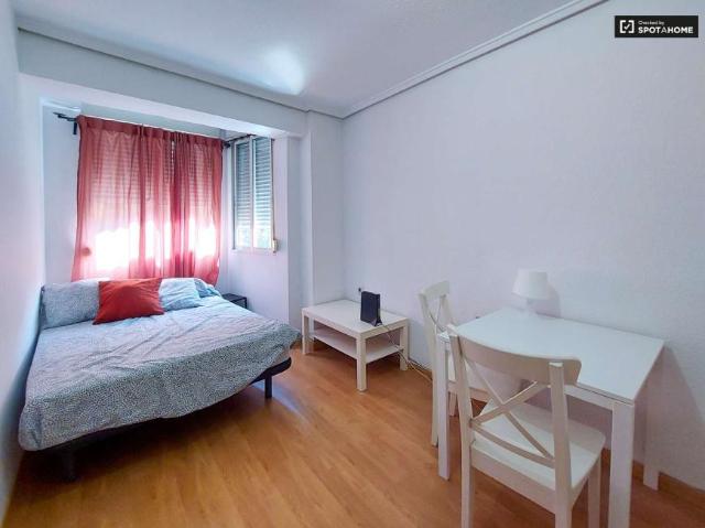 5 Dormitorio Shared Living/Roommate Valencia Valencia 91328173