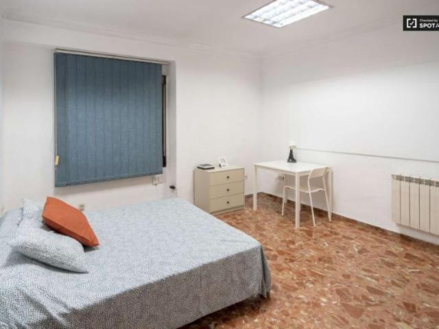 5 Dormitorio Shared Living/Roommate Valencia Valencia 91328285