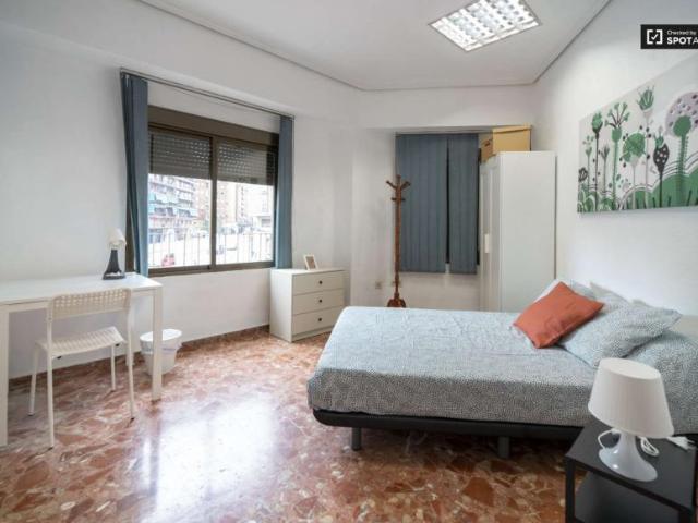 5 Dormitorio Shared Living/Roommate Valencia Valencia 91328290