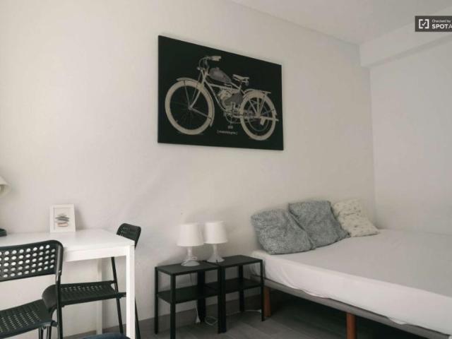 5 Dormitorio Shared Living/Roommate Valencia Valencia 91328594