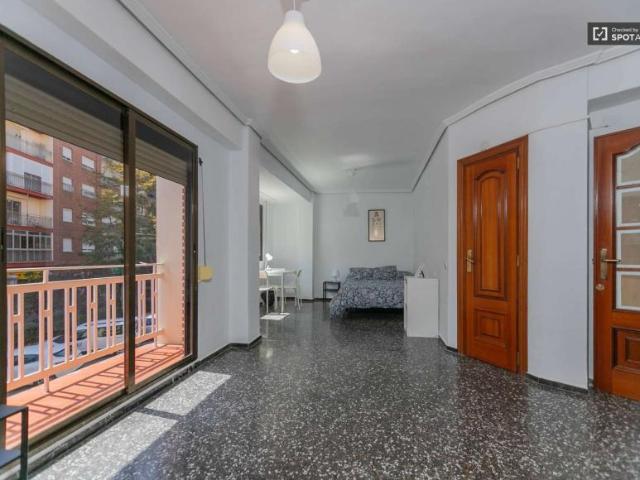 5 Dormitorio Shared Living/Roommate Valencia Valencia 91328817