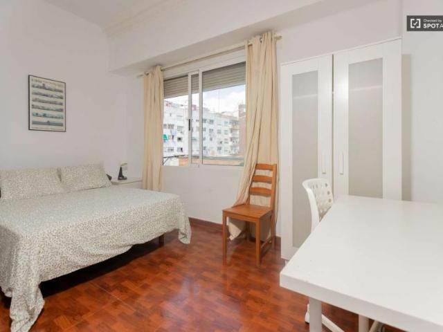 5 Dormitorio Shared Living/Roommate Valencia Valencia 91329212