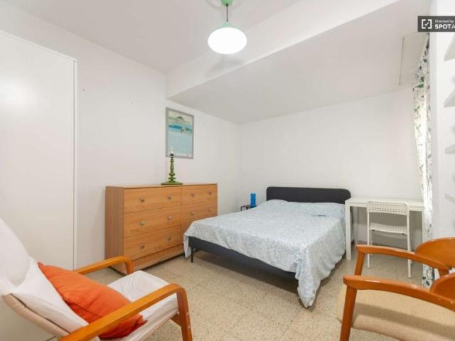 5 Dormitorio Shared Living/Roommate Valencia Valencia 91329237
