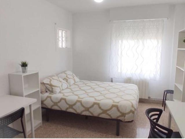 5 Dormitorio Shared Living/Roommate Zaragoza Zaragoza 75317038