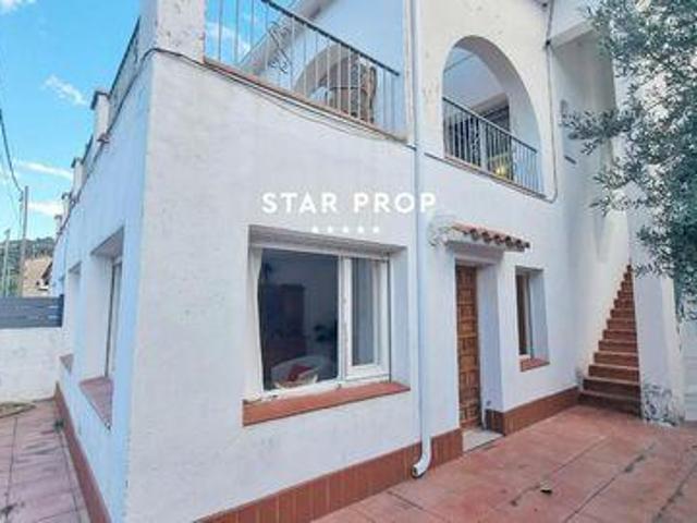5 Dormitorio Villa Colera Girona LS95535491