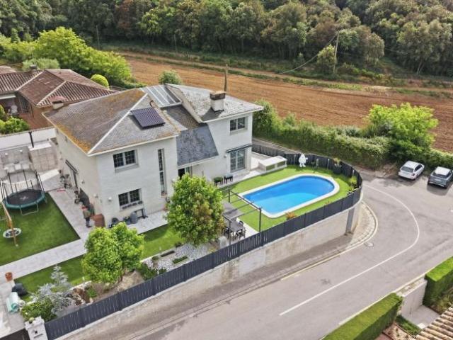 5 Dormitorio Villa Girona Catalonia 102885025