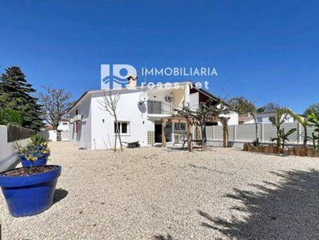 5 Dormitorio Villa Empuriabrava Girona 102368766