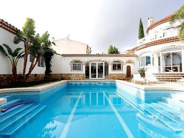 5 Dormitorio Villa Miami Platja CataluñaCatalonia 98303317