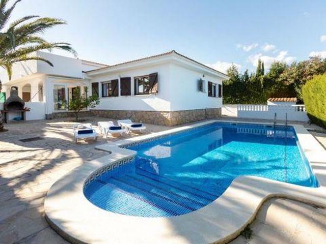 5 Dormitorio Villa Miami Platja CataluñaCatalonia LS98303622